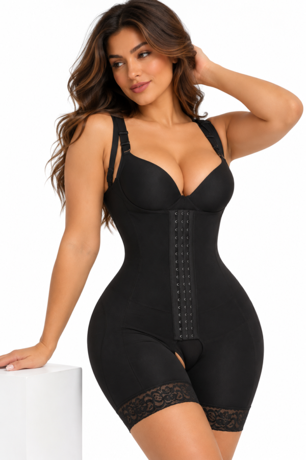 Curvaya Full Body Shapewear met Shorts โ Sterk Corrigerende Body